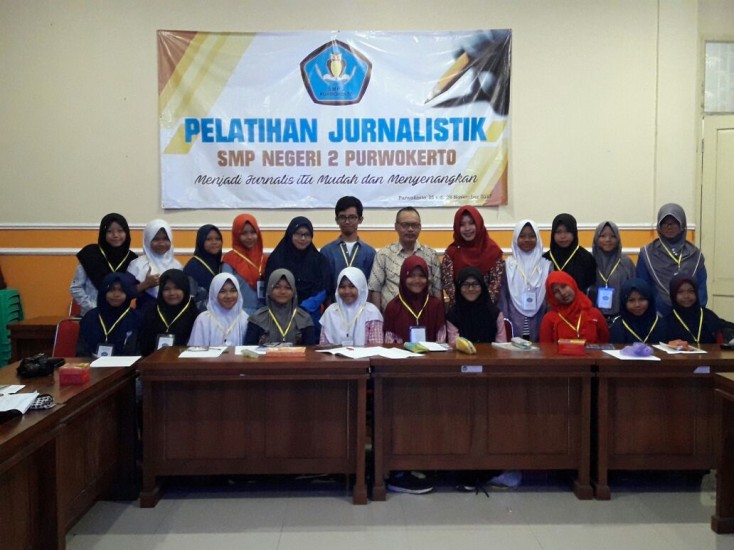 SP Mediatama Kembangkan Pers Sekolah