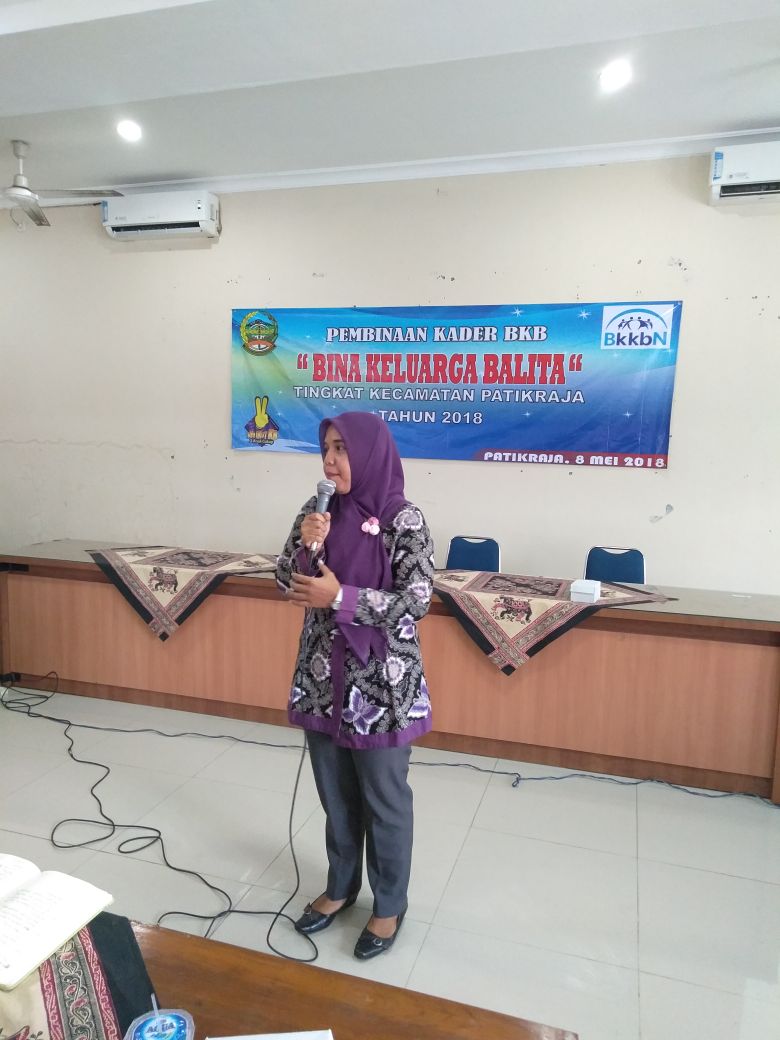 Kader BKB Kecamatan Patikraja Tingkatkan Kemampuan
