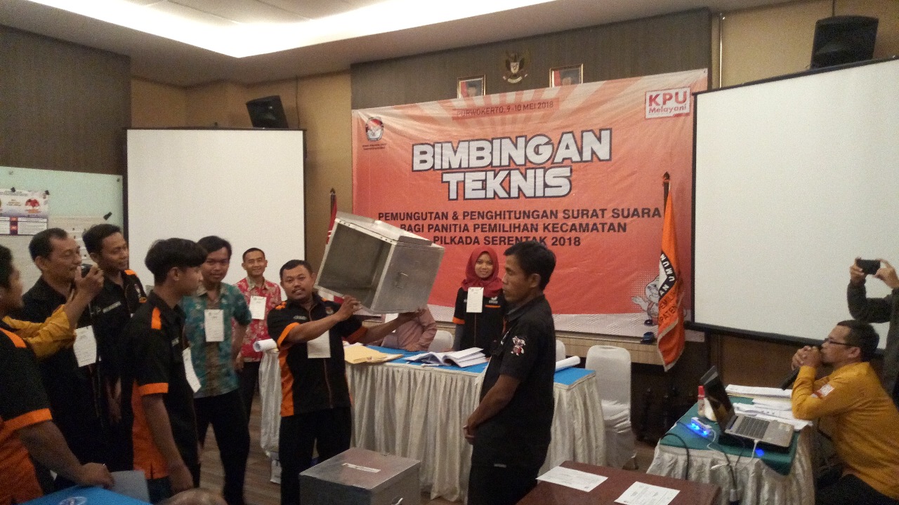 KPU Banyumas Gelar Bimtek Tungsura