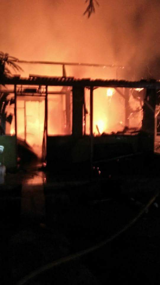 Sebuah Rumah Di Karangjati Kemranjen Ludes Terbakar