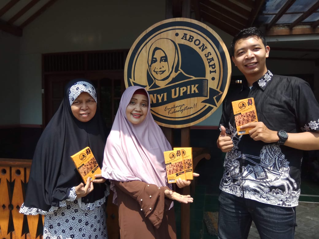 Nyi Upik : Tua berkarya Hasilkan Abon Sapi Super Berkualitas