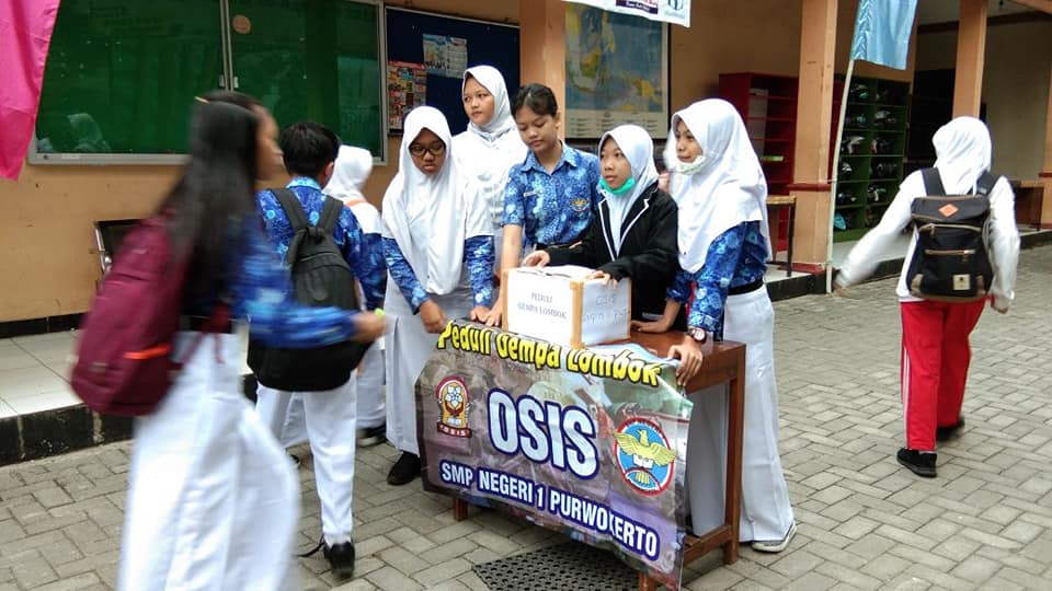 Peduli Lombok, OSIS SMP 1 Purwokerto Gelar Penggalangan Dana