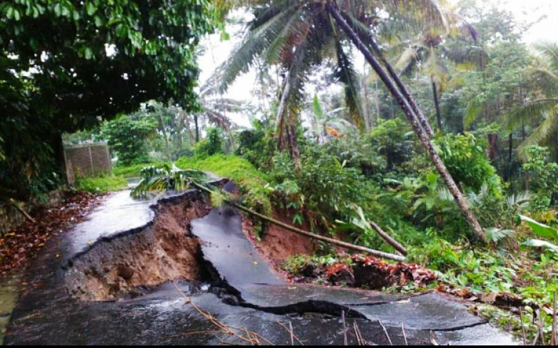 Jalan Kalikesur-Windujaya Kedungbanteng Terputus
