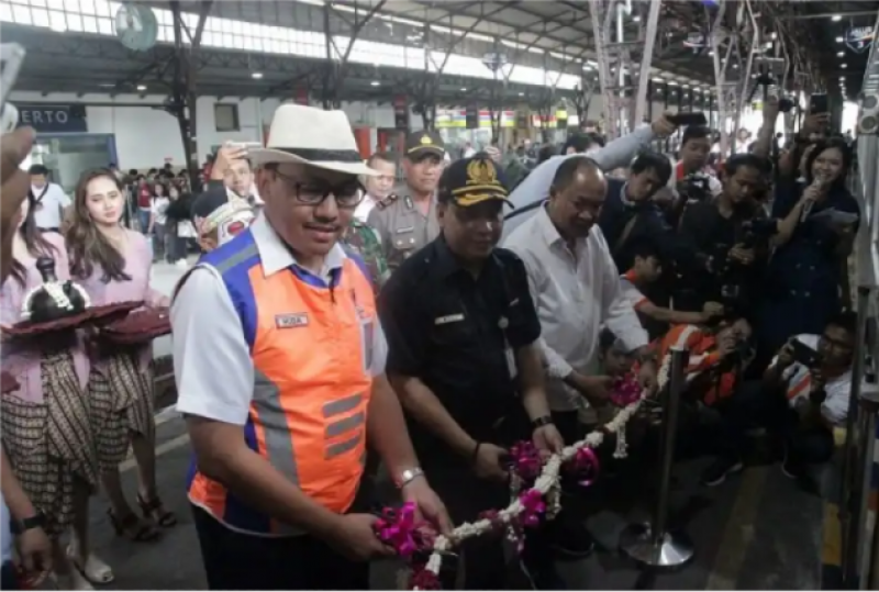 KA Joglosemarkerto Resmi Diluncurkan